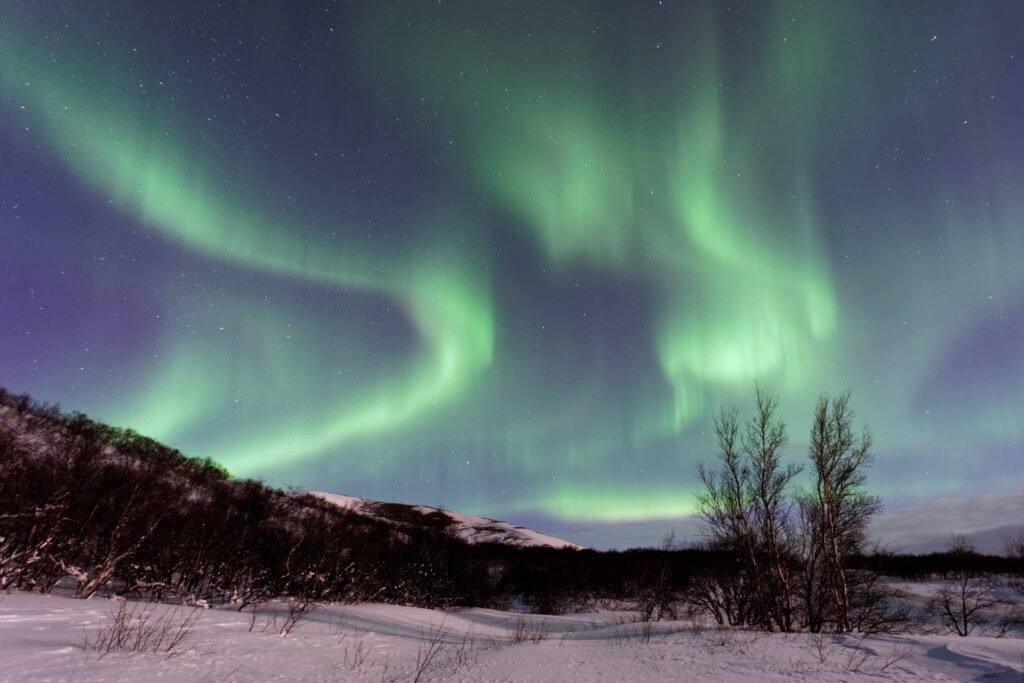 4 how to see northern lights on a shoestring budget