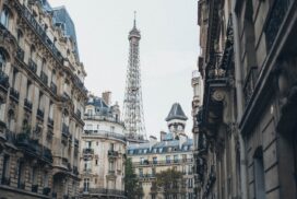 10 Important Things NOT to Do in France As a Tourist: What You Need to Know