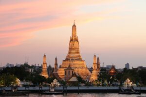 Wat Arun at Sunset - Wat Arun at Night - Offbeat Escapades 2
