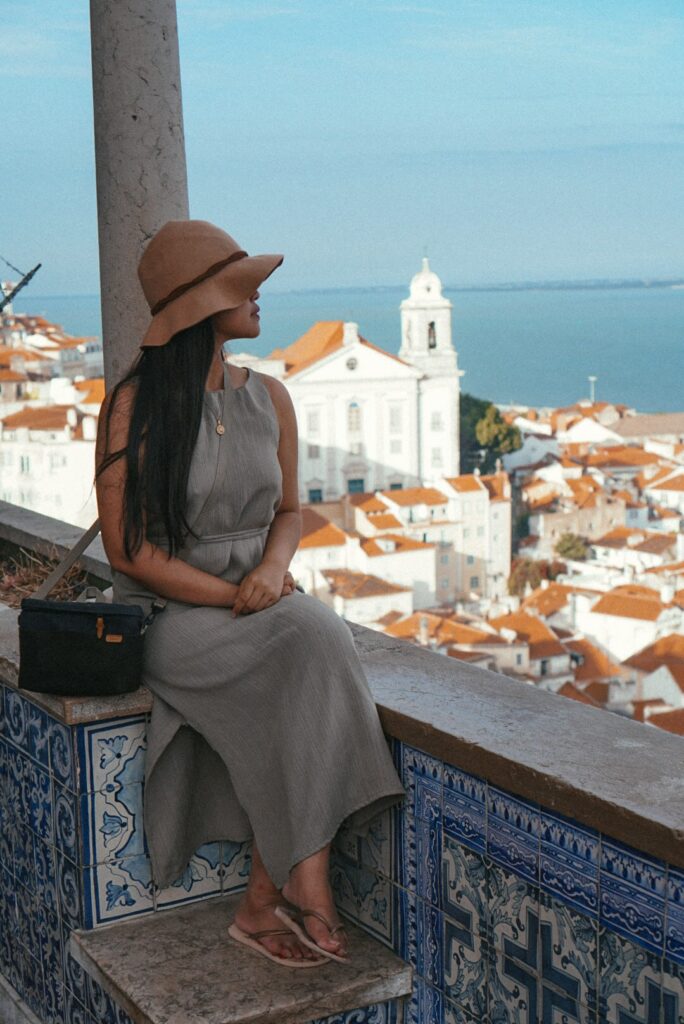 free walking tour lisbon alfama